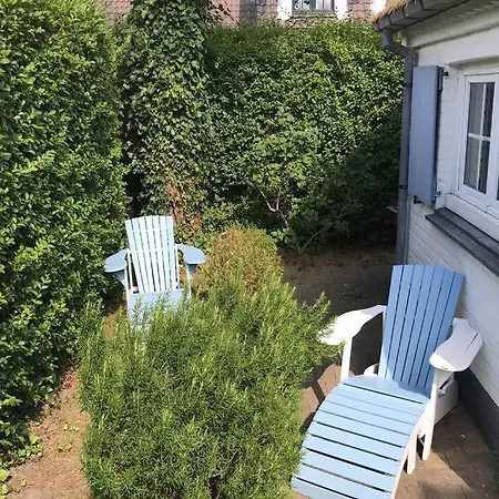 Villa Pomme De Pin, Pittoreske Vakantievilla Tussen De Haan & Wenduine Zuienkerke